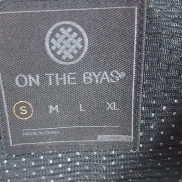 On The Byas Shirt - Picture 6 of 8